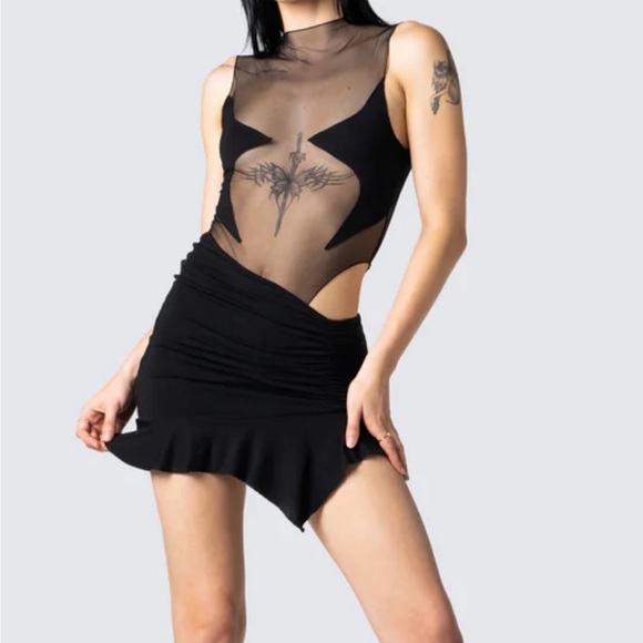 Finesse Bodysuit - Picture 2 of 2